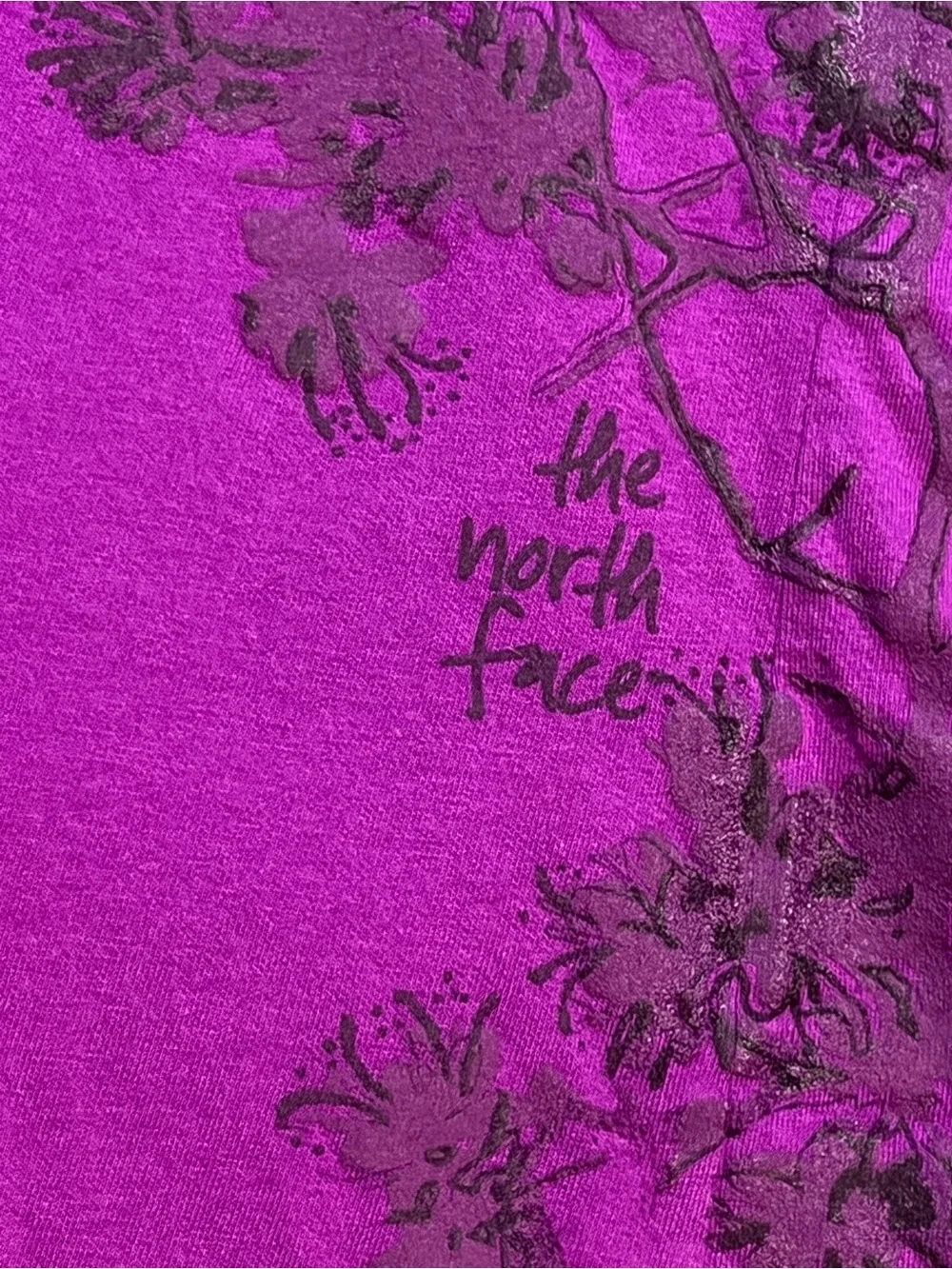 The North Face Short Sleeve T Shirt Women’s Size Medium Purple And Black Floral - Picture 4 of 6